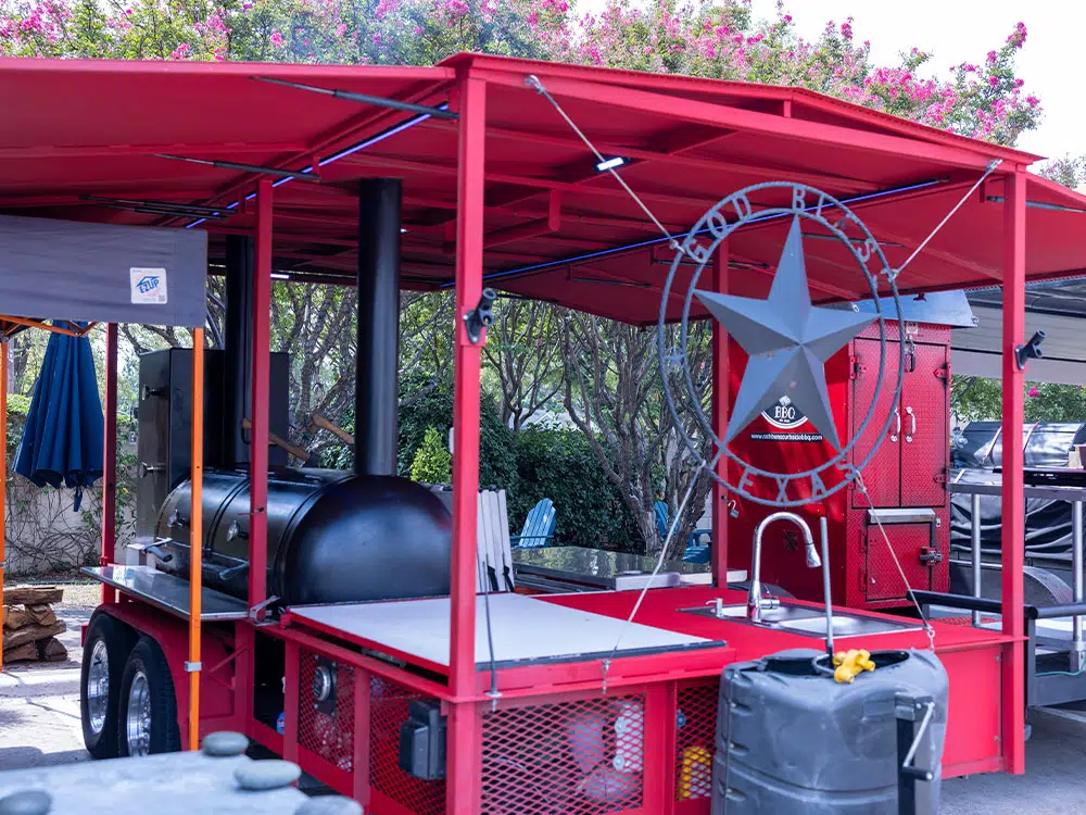 CATERING-Fleet-Big-Red-2